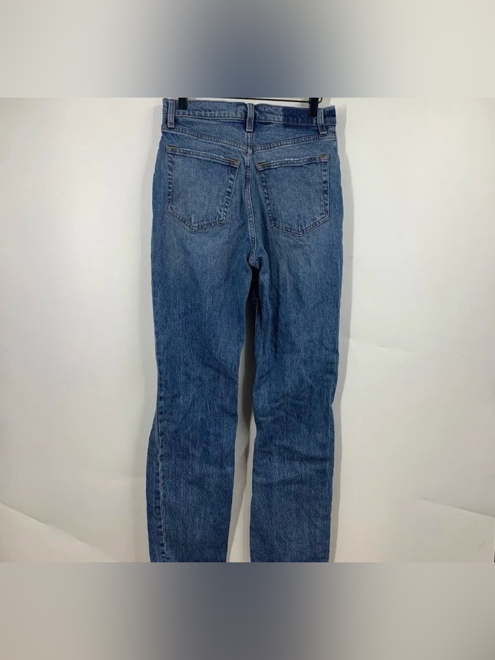Abercrombie & Fitch Distressed Dad High-Rise Jeans. Size 26/2. - Picture 4 of 16